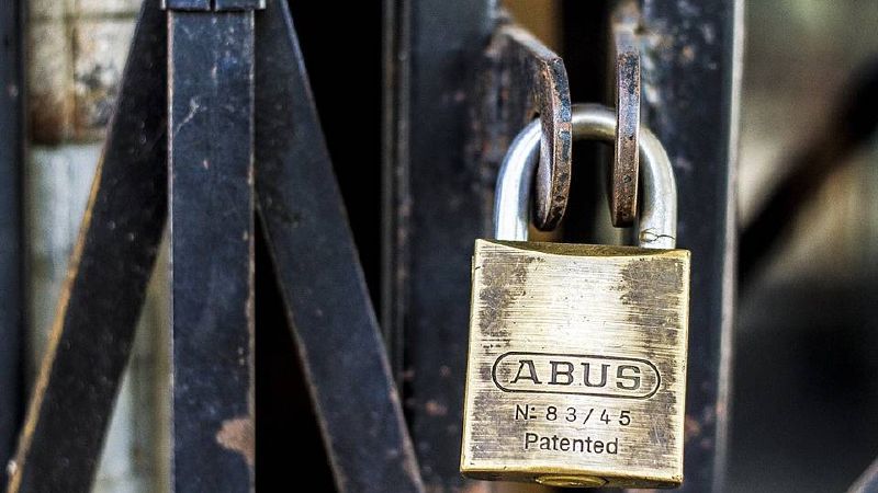 WHY 2025 - Knock knock who's there 2.0, the subtle art of (physical) port knocking
